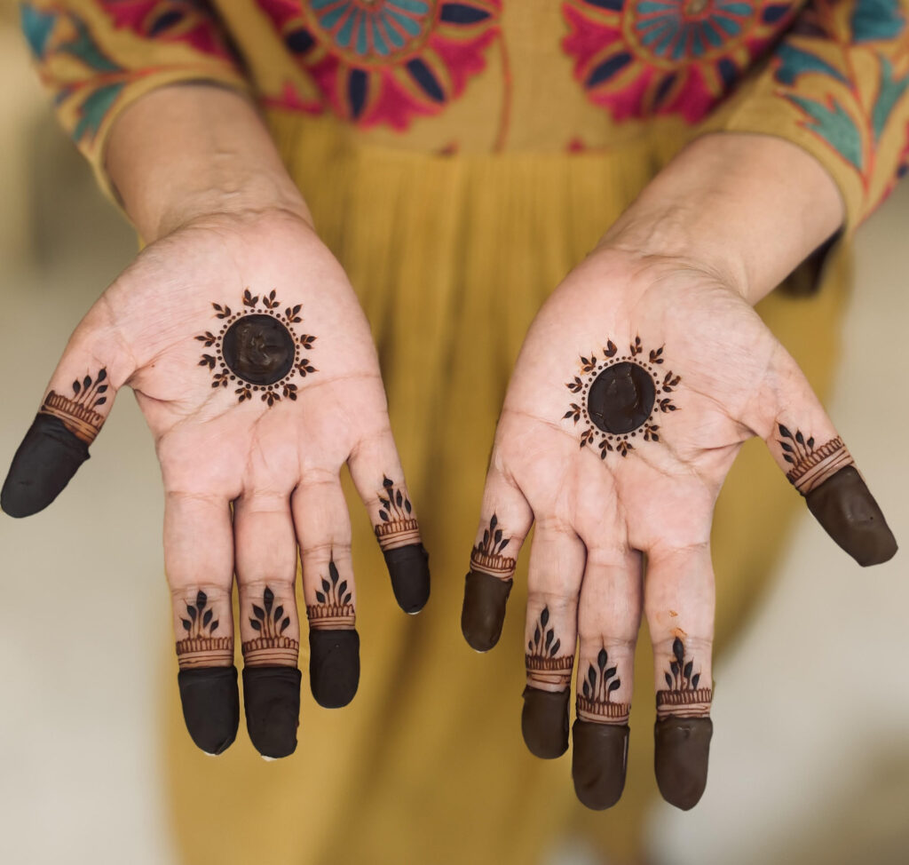 EASY MEHNDI DESIGN TRADITION MEHNDI DESIGN